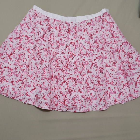 Forever 21 Dresses & Skirts - Forever 21 Floral Flare Skirt NWOT